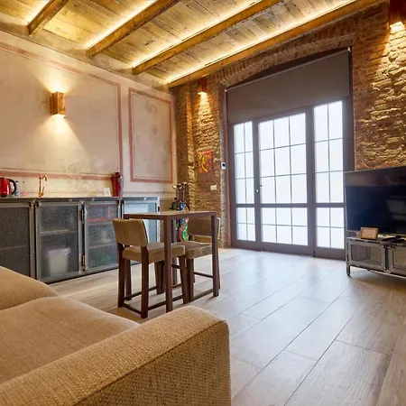 Emme Loft I Red Moon - Chic Design Loft * 米兰