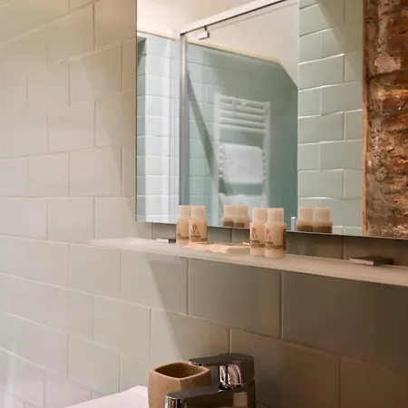 Red Moon-emme Loft Апартаменты Милан