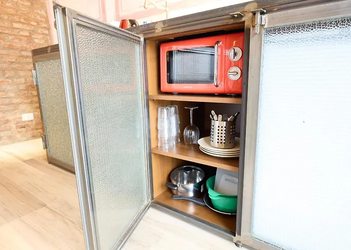 Daire Emme Loft I Red Moon - Chic Design Loft Milano