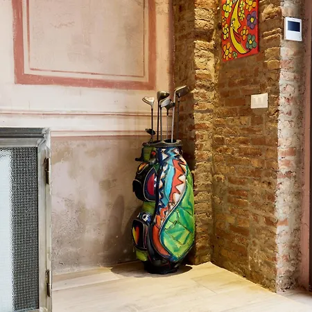 Red Moon-emme Loft * Milano